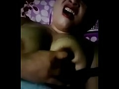 คลิปหลุด18+ สาวใหญ่กำพูชานอนเงี่ยน เปิดกล้องในแอพแชท Tinder ช่วยตัวเอง