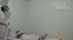 คลิปโป๊โควิด-19 หมอมาฉีดวัดซีนคนป่วยแล้วลักหลับจับเย็ดคาชุดผู้ป่วย