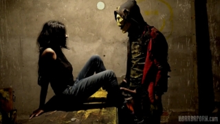 หนังxx กลุ่มวัยรุ่นฝรั่งได้หายตัวไปทีละคน หลังจากที่ชวนกันไปเที่ยวเล่นในบ้านล้าง สุดท้ายมาเจอนอนสลบ เพราะถูกปีศาจโรคจิตรจับไปข่มขืนอย่างทารุณ