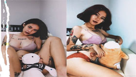 ไลฟ์สดโชว์ความน่าเย็ด สาวเซ็กส์ซี่สุดแนวนั้งเกี่ยวเบ็ดหีเล่นเสียว ให้ดูง่ามตูด สุดจริงคนนี้