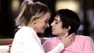 หนังxเย็ดแม่ตัวเองหยอกล้อจนได้เรื่อง แอบมองนมแม่ตอนหลับตื่นมาเจอพอดีคราวนี้มันส์แน่ๆได้แม่เป็นเมีย