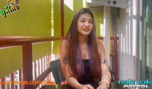 TukTukPatrol น้องพลอยคนดังจากค่ายหนังโป๊ไทย M-House รับงานต่างชาติ ไปกินข้าวแล้วมาเย็ดต่อ