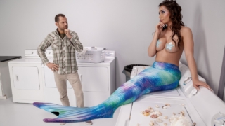 Out From The Deep  เธอมากับน้ำ ทำให้หีแฉะ เย็ดนางเงือก สัตว์ในตำนาน แหวกเกร็ดปลาเอาควยเสียบ กระเด้ารัวๆ จับลงลิ้นจนร้องลั่น เย็ดร่องนมเกือบแตก