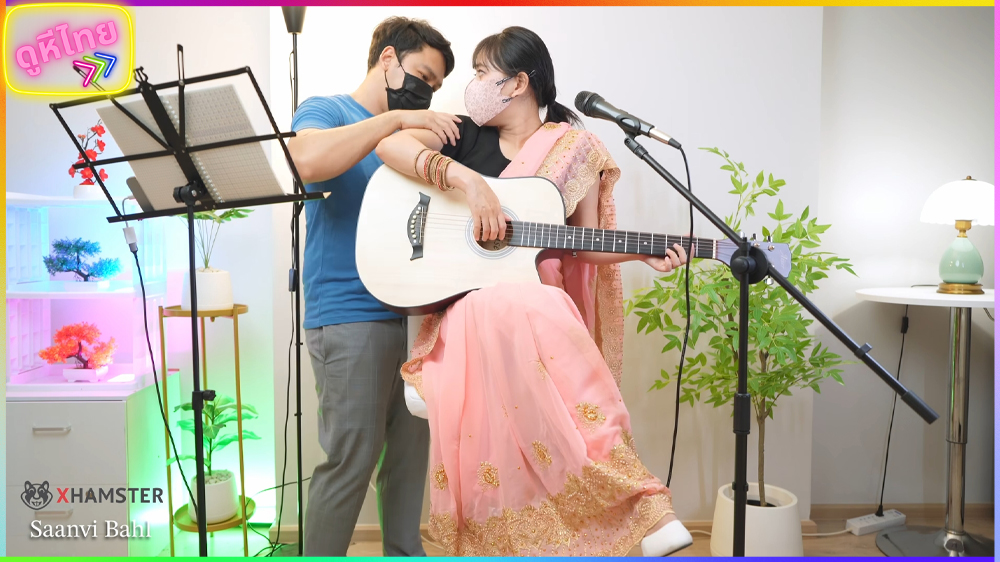 คลิปโป๊อินเดียร์ First Time Anal ถูกครูสอนร้องเพลงบังคับเอาตูดครั้งแรก โดนเย็ดxxxคาเวที