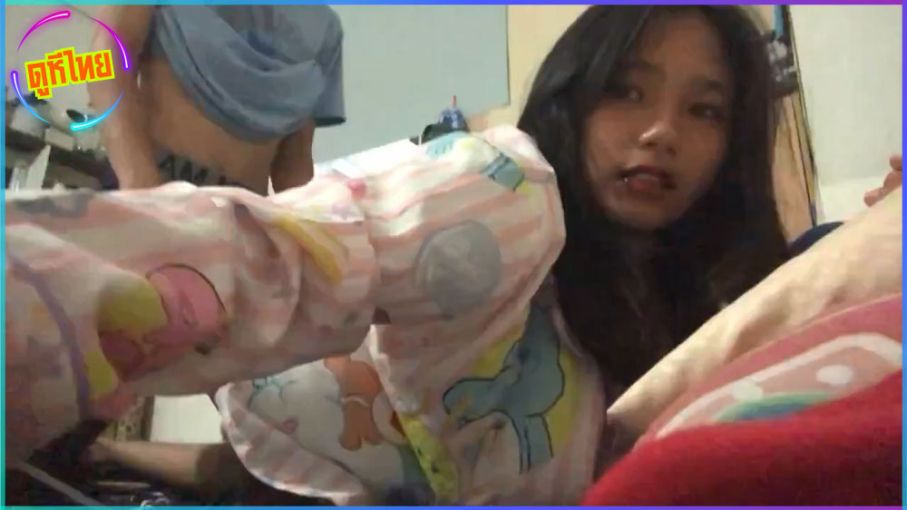 เมียกลับต่างจังหวัดกับแม่ยาย แอบตั้งกล้องเข้าห้องไปเย็ดน้องเมียสุดร่าน ยั่วอยู่ได้เอาแตกในไป 1 น้ำ